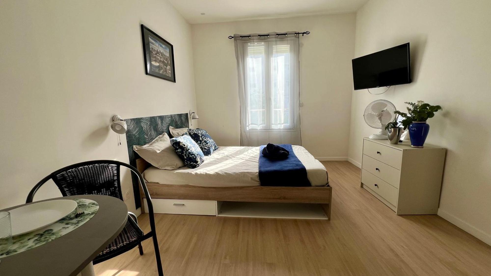 Studios Cozy Proche Gare Tgv 샤틀레로 외부 사진