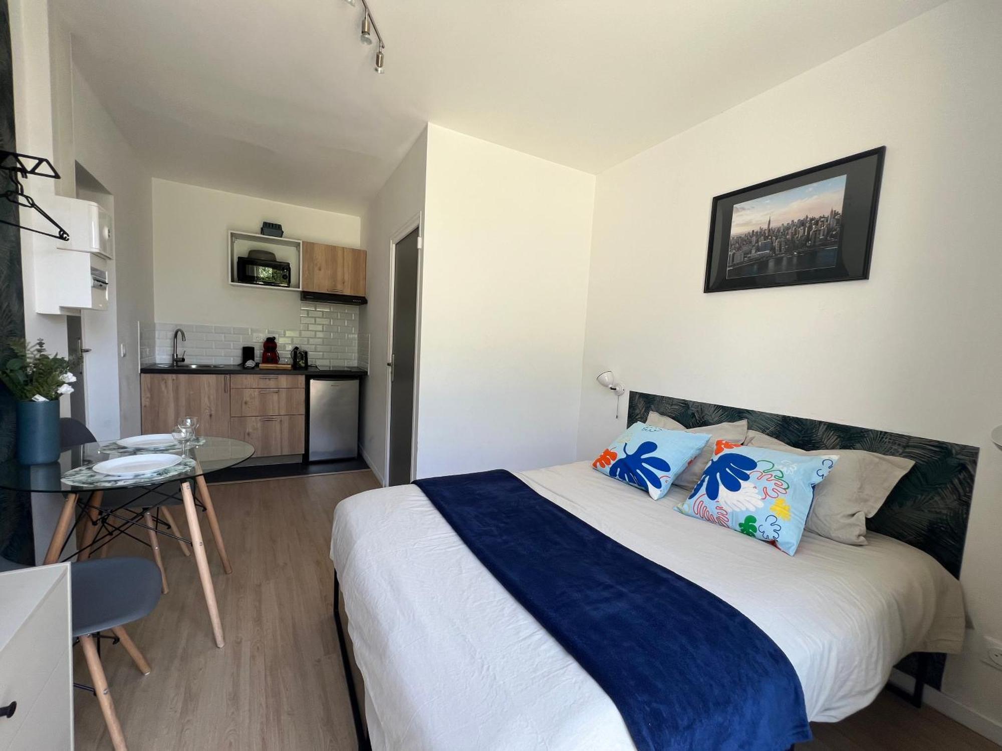 Studios Cozy Proche Gare Tgv 샤틀레로 외부 사진